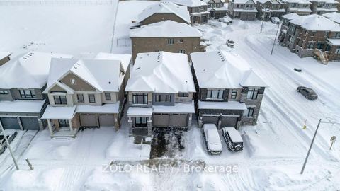 Photo 5 at 23 Kingsbury Trail, Rural Barrie Southeast, Barrie