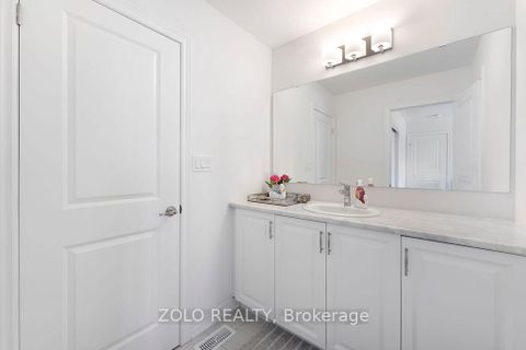 Photo 23 at 23 Kingsbury Trail, Rural Barrie Southeast, Barrie