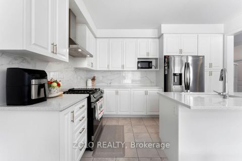 Photo 30 at 23 Kingsbury Trail, Rural Barrie Southeast, Barrie