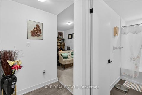 Photo 10 at 411 - 5 Chef Lane, Rural Barrie Southeast, Barrie