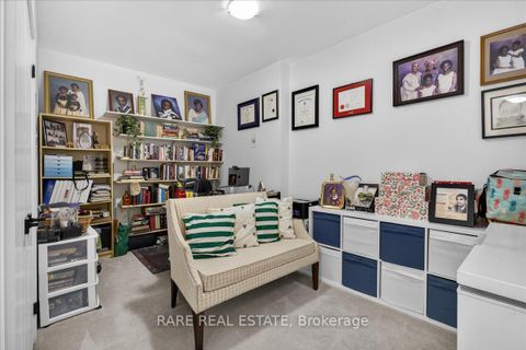 Photo 11 at 411 - 5 Chef Lane, Rural Barrie Southeast, Barrie