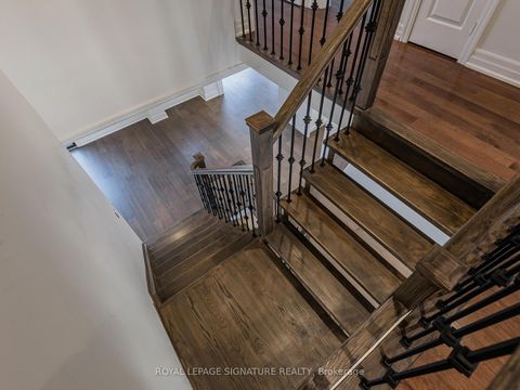 Photo 16 at 98 Golf Links Drive, Aurora Highlands, Aurora