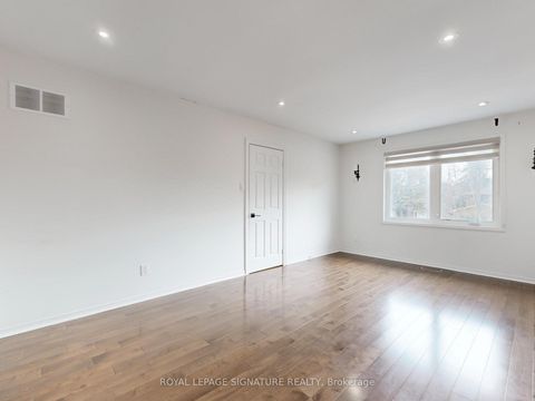 Photo 20 at 98 Golf Links Drive, Aurora Highlands, Aurora