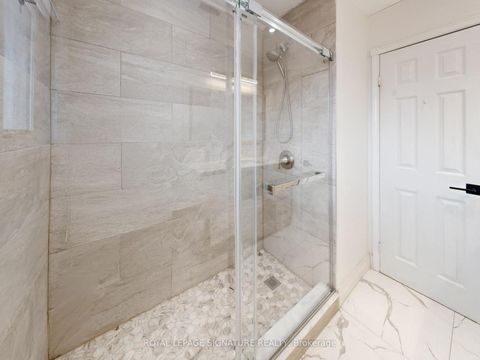 Photo 24 at 98 Golf Links Drive, Aurora Highlands, Aurora