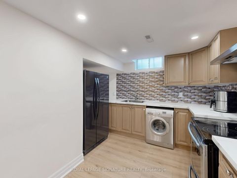 Photo 28 at 98 Golf Links Drive, Aurora Highlands, Aurora