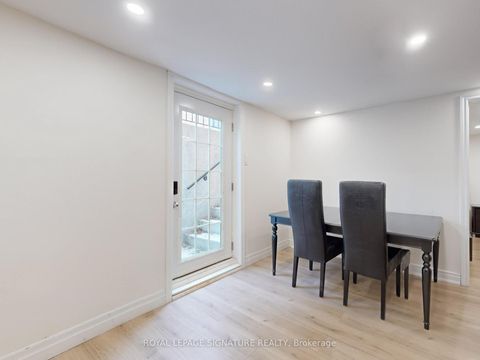 Photo 29 at 98 Golf Links Drive, Aurora Highlands, Aurora