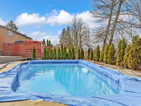 Photo 37 at 98 Golf Links Drive, Aurora Highlands, Aurora