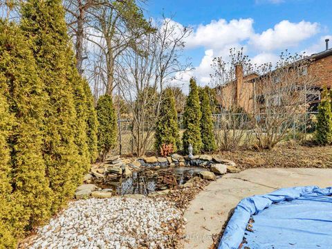 Photo 38 at 98 Golf Links Drive, Aurora Highlands, Aurora