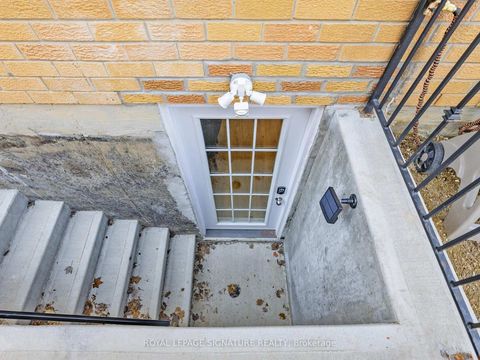 Photo 39 at 98 Golf Links Drive, Aurora Highlands, Aurora