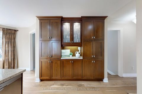 Photo 12 at 15 Beatty Crescent, Aurora Highlands, Aurora