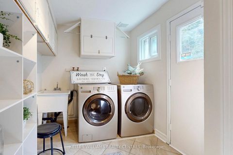 Photo 18 at 15 Beatty Crescent, Aurora Highlands, Aurora