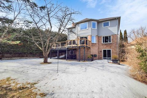 Photo 35 at 15 Beatty Crescent, Aurora Highlands, Aurora