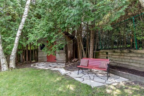 Photo 39 at 15 Beatty Crescent, Aurora Highlands, Aurora