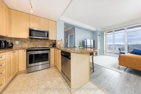 Photo 8 at 714 - 11121 Yonge Street, Devonsleigh, Richmond Hill