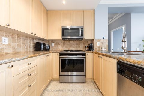 Photo 9 at 714 - 11121 Yonge Street, Devonsleigh, Richmond Hill