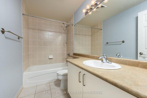 Photo 18 at 714 - 11121 Yonge Street, Devonsleigh, Richmond Hill
