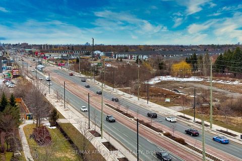 Photo 27 at 714 - 11121 Yonge Street, Devonsleigh, Richmond Hill