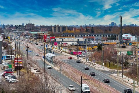 Photo 28 at 714 - 11121 Yonge Street, Devonsleigh, Richmond Hill