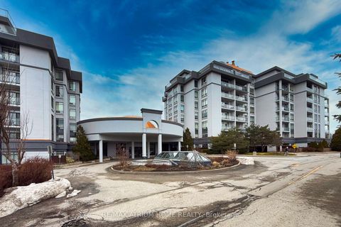 Photo 39 at 714 - 11121 Yonge Street, Devonsleigh, Richmond Hill