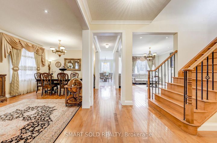 Photo 13 at 106 Wood Rim Drive, Oak Ridges Lake Wilcox, Richmond Hill