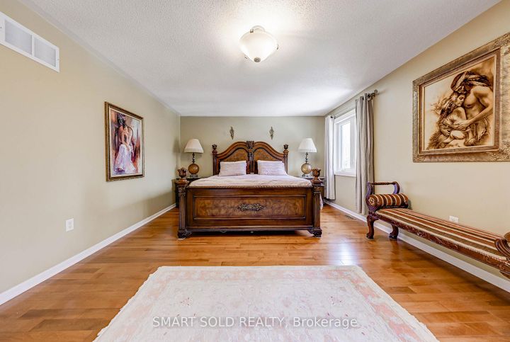 Photo 28 at 106 Wood Rim Drive, Oak Ridges Lake Wilcox, Richmond Hill