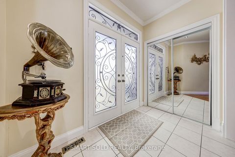 Photo 7 at 106 Wood Rim Drive, Oak Ridges Lake Wilcox, Richmond Hill