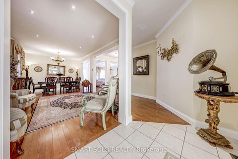 Photo 9 at 106 Wood Rim Drive, Oak Ridges Lake Wilcox, Richmond Hill