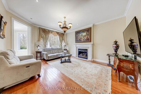 Photo 14 at 106 Wood Rim Drive, Oak Ridges Lake Wilcox, Richmond Hill