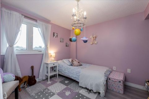 Photo 8 at 11 Garibaldi Drive, Holly, Barrie