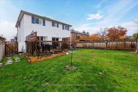 Photo 15 at 11 Garibaldi Drive, Holly, Barrie