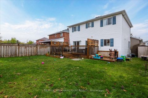 Photo 18 at 11 Garibaldi Drive, Holly, Barrie