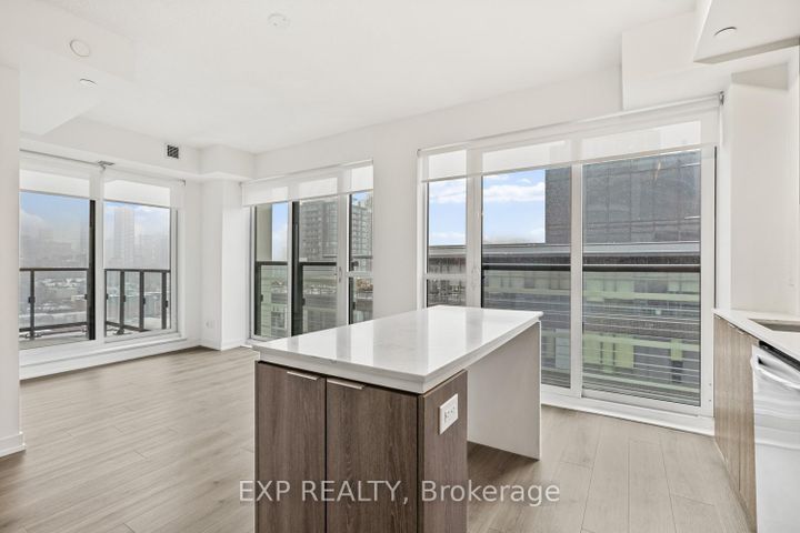 Photo 9 at 1009 - 200 Sackville Street, Regent Park, Toronto