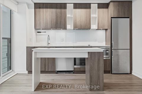 Photo 5 at 1009 - 200 Sackville Street, Regent Park, Toronto