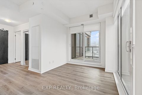 Photo 12 at 1009 - 200 Sackville Street, Regent Park, Toronto