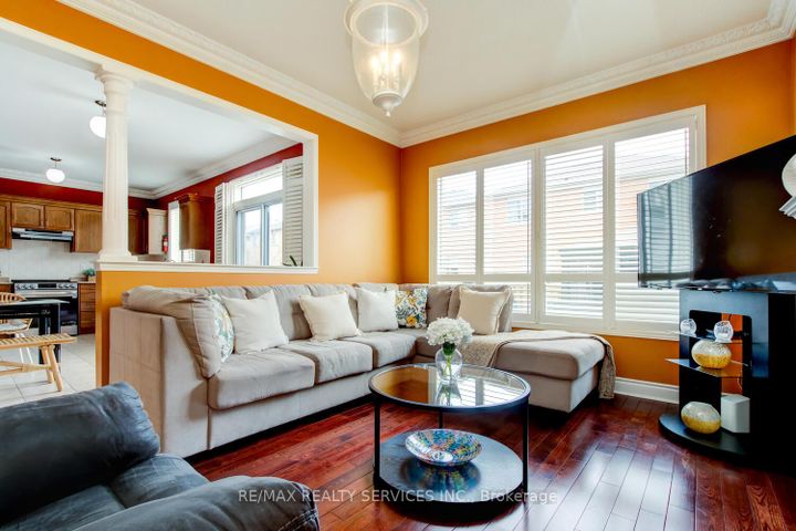 Photo 16 at 47 Cape Dorset Crescent, Wellington, Brampton