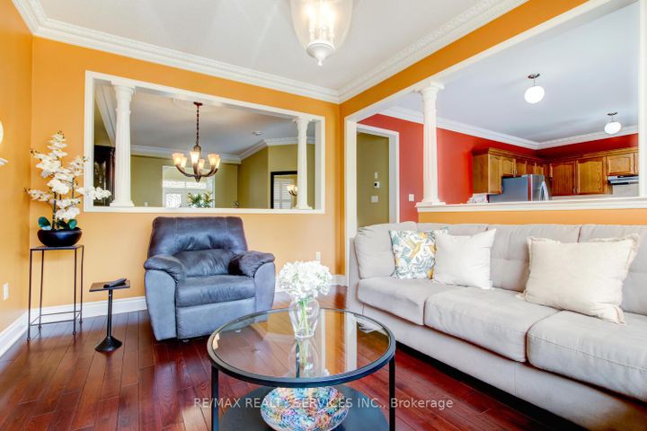 Photo 17 at 47 Cape Dorset Crescent, Wellington, Brampton