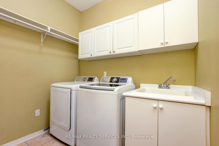 Photo 18 at 47 Cape Dorset Crescent, Wellington, Brampton
