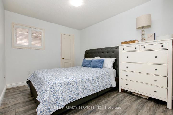 Photo 26 at 47 Cape Dorset Crescent, Wellington, Brampton