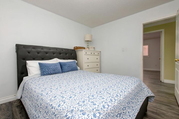 Photo 27 at 47 Cape Dorset Crescent, Wellington, Brampton