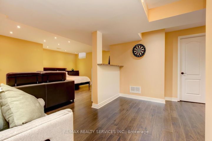 Photo 40 at 47 Cape Dorset Crescent, Wellington, Brampton