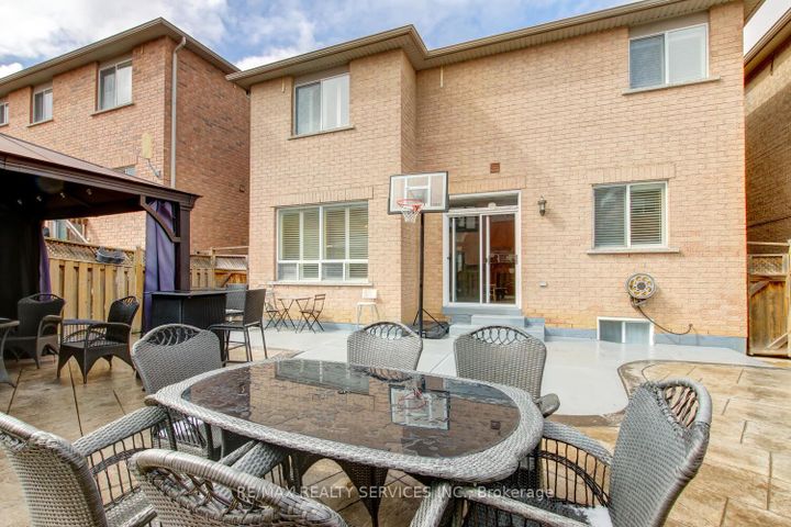 Photo 45 at 47 Cape Dorset Crescent, Wellington, Brampton