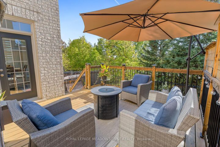 Photo 40 at 10 Silver Pond Drive, Georgetown, Halton Hills