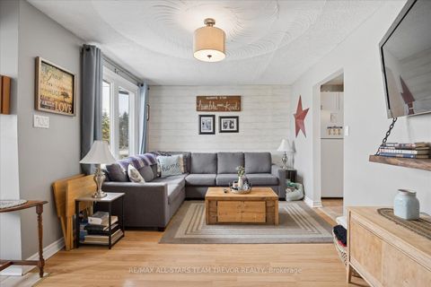 Photo 1 at 307 Kenwood Avenue, Keswick South, Georgina