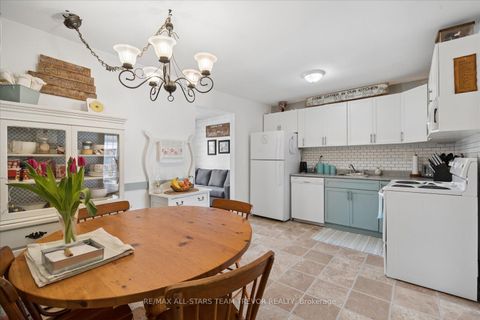 Photo 5 at 307 Kenwood Avenue, Keswick South, Georgina