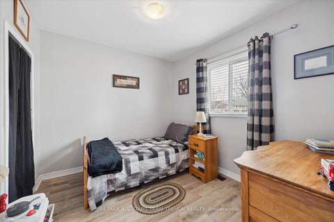 Photo 15 at 307 Kenwood Avenue, Keswick South, Georgina