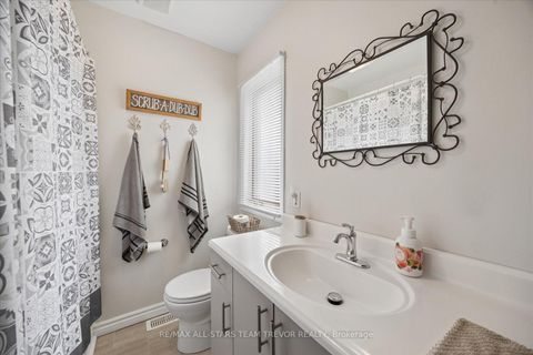 Photo 19 at 307 Kenwood Avenue, Keswick South, Georgina