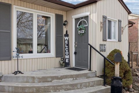 Photo 22 at 307 Kenwood Avenue, Keswick South, Georgina