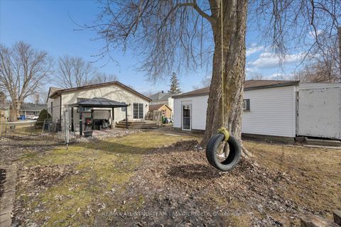 Photo 27 at 307 Kenwood Avenue, Keswick South, Georgina