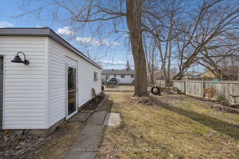 Photo 31 at 307 Kenwood Avenue, Keswick South, Georgina