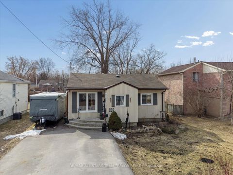 Photo 32 at 307 Kenwood Avenue, Keswick South, Georgina